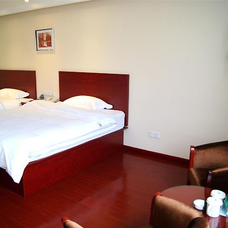 Greentree Inn Guangdong Shantou Gurao Gugui Road Business Hotel Esterno foto