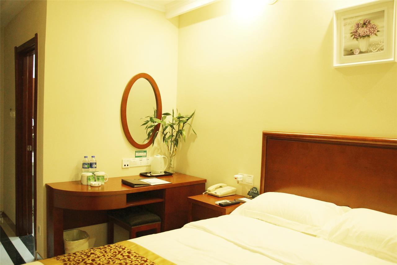 Greentree Inn Guangdong Shantou Gurao Gugui Road Business Hotel Esterno foto